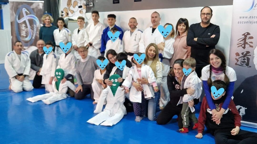Actividad de judo para familias TEA - Embedded Image 7